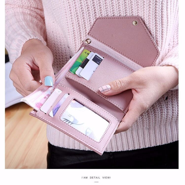 Women's Short Hand-held Trendy Heart-shaped Pendant Simple Ladies Wallets