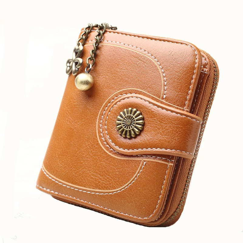 Women's Short Zipper Clutch Fashion Oil Leather Purses