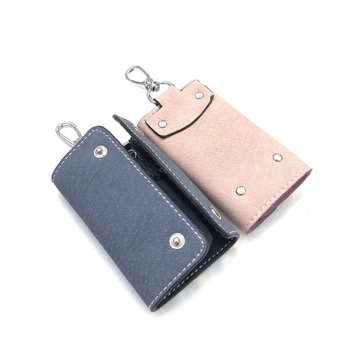 Women's Classic Car Leather Pendant Storage Key Bags