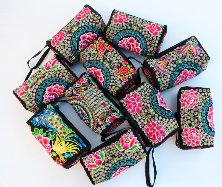 Yunnan Ethnic Embroidery Hand-held Mobile Fashion Coin Purses