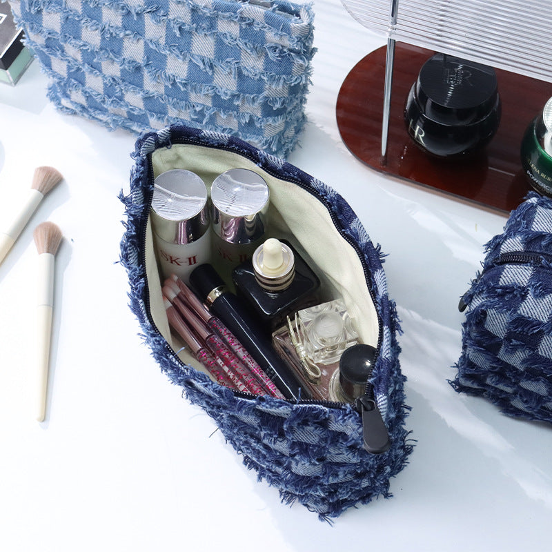 Large Capacity Good-looking Chess Grid Portable Cosmetic Bags