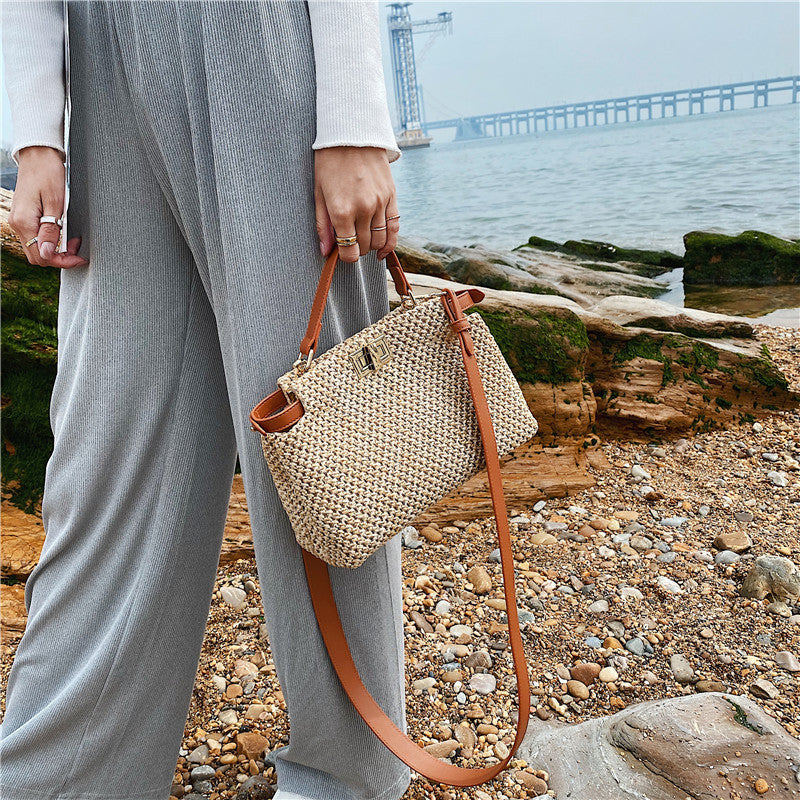 Sacs à bandoulière tissés d'été en paille rétro de style classique pour femmes