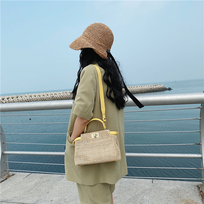 Women's Classic Style Retro Straw Summer Woven Shoulder Bags