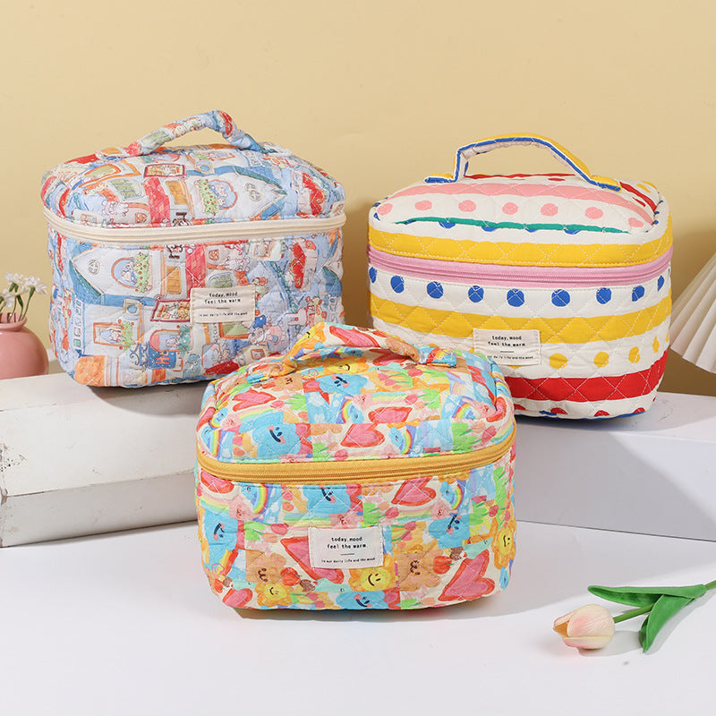 Portable Small Floral Large Capacity Quilted Cosmetic Bags