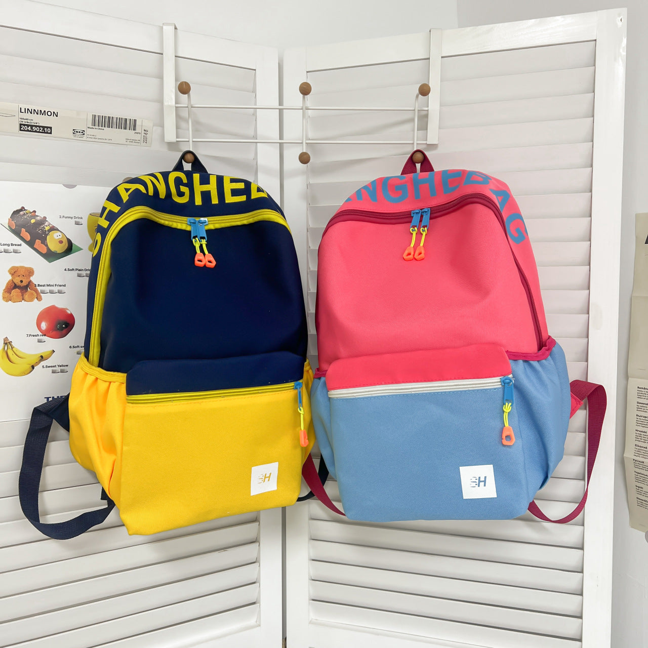 Cartables pour hommes de l'école primaire, jolis sacs d'école de couleur contrastée sur le campus