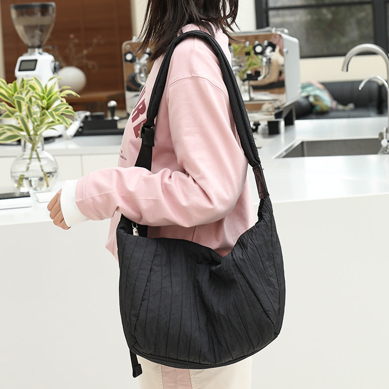 Leisure Artistic Canvas Dumpling Simple Pleated Crossbody Bags