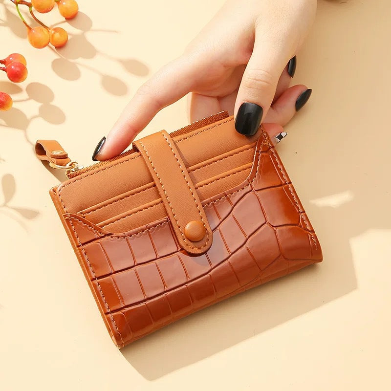 Women's Korean Vintage Crocodile Short Simple Temperament Ladies Wallets