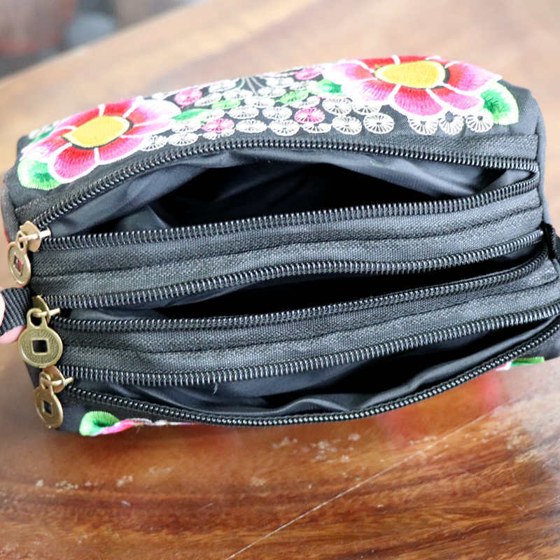 Porte-monnaie mobile à main avec broderie ethnique du Yunnan