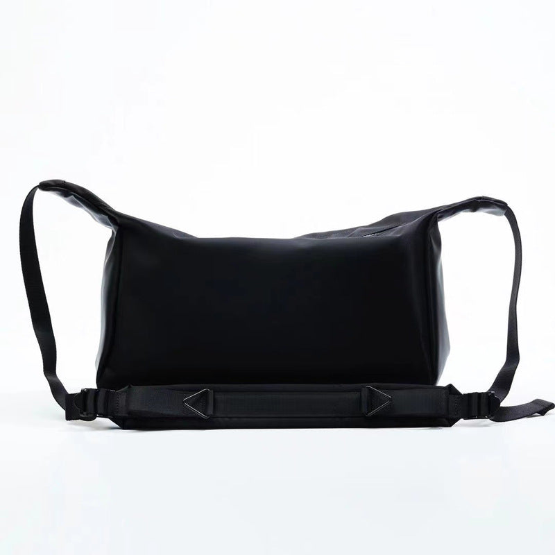 Capacity Nylon Fitness Leisure Solid Color Men's Messenger Bags