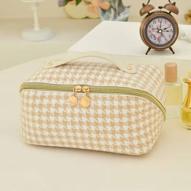 Women's Portable Large Capacity Good-looking High Sense Pillow Bags