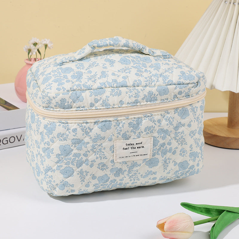 Portable Small Floral Large Capacity Quilted Cosmetic Bags