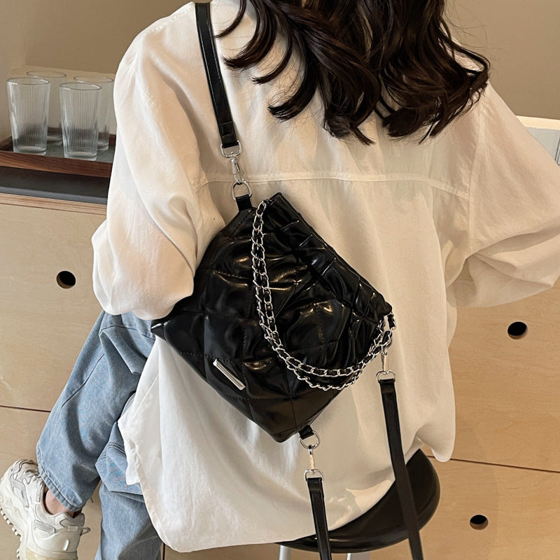 Women's Small Simple Diamond Embroidery Thread Bucket Backpacks