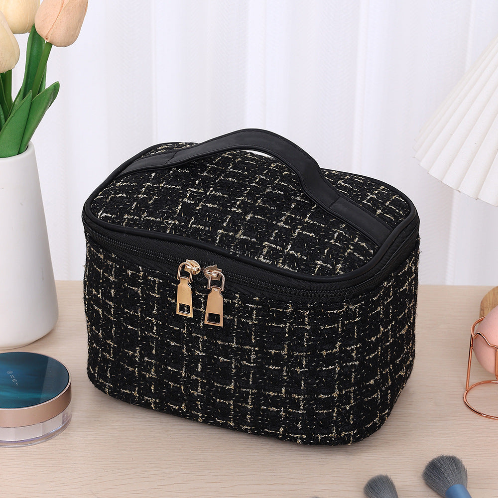 Plaid Large Classic Style Capacity Wind Good-looking Cosmetic Bags