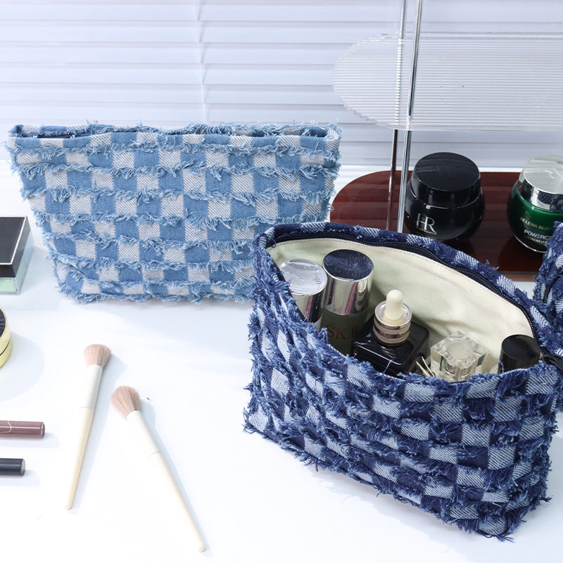 Large Capacity Good-looking Chess Grid Portable Cosmetic Bags