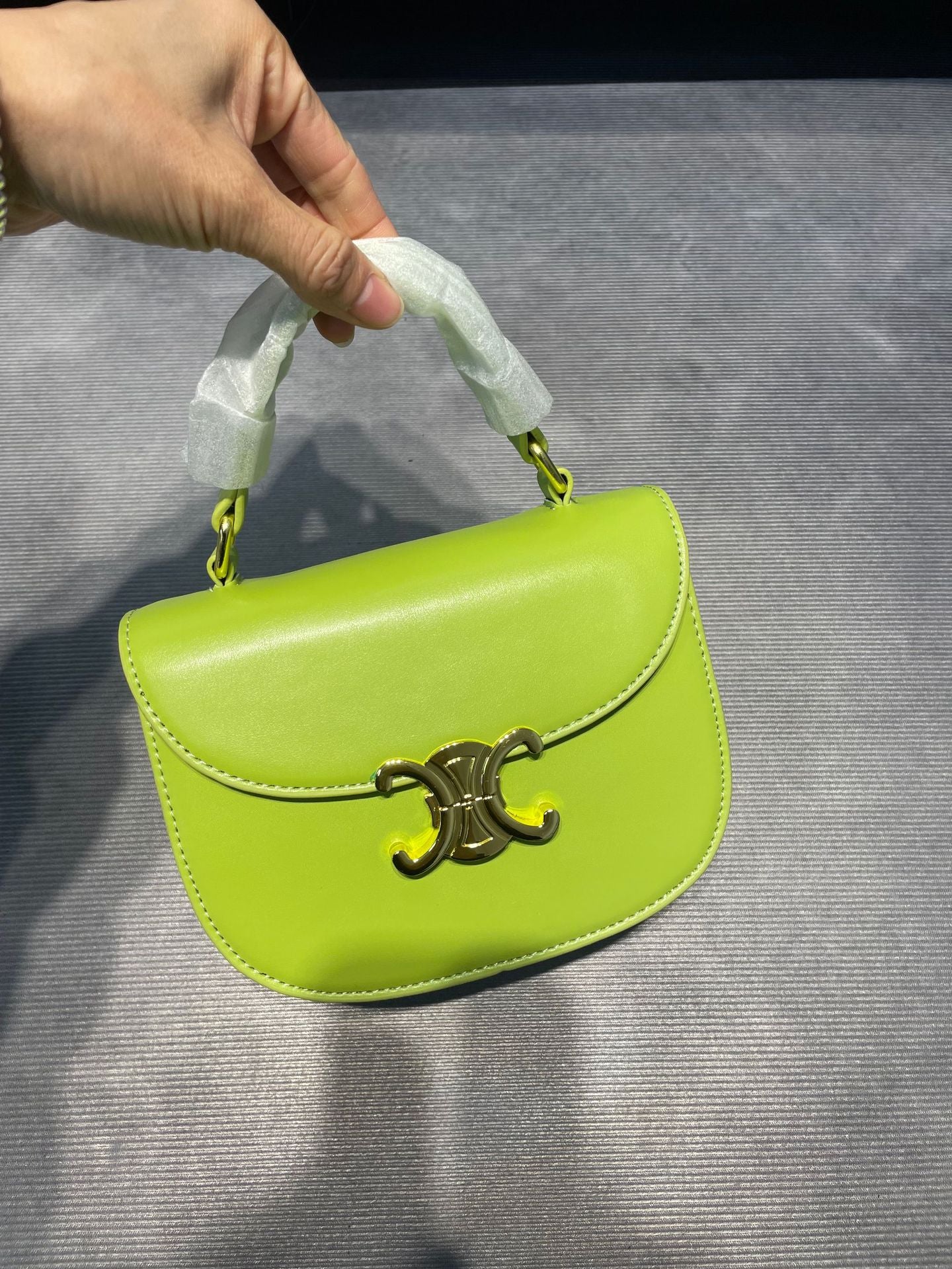 Women's Saddle Early Spring Fashion Retro Niche Bags