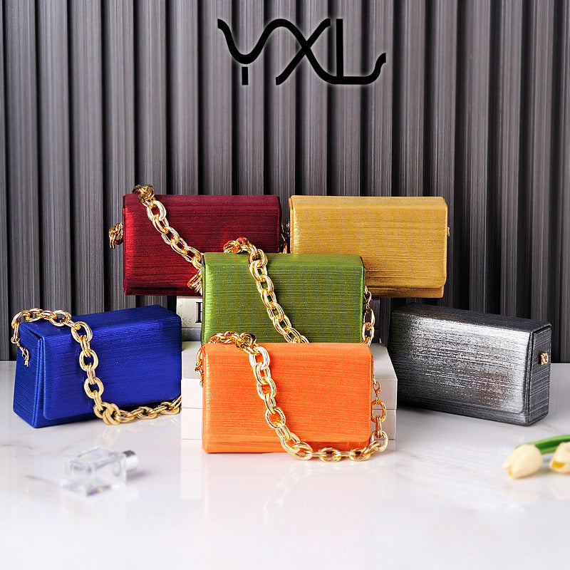 Women's Small Square Featured Chain High-grade Simple Evening Bags