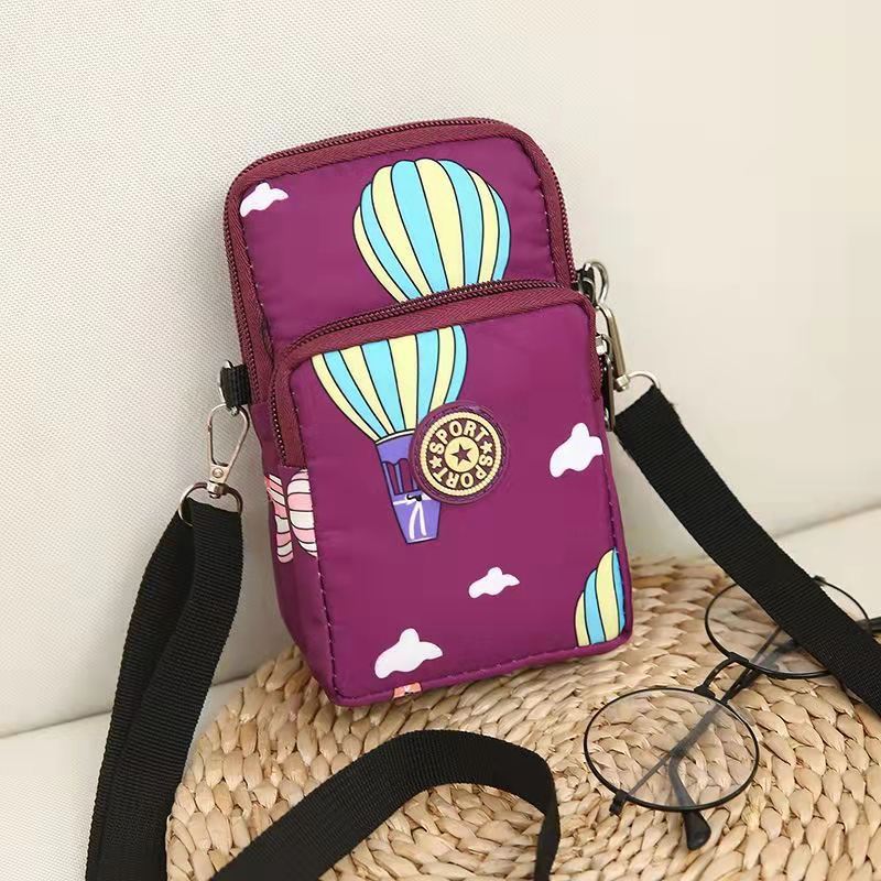 Women's Waterproof Nylon Cloth Large Screen Mobile Shoulder Bags