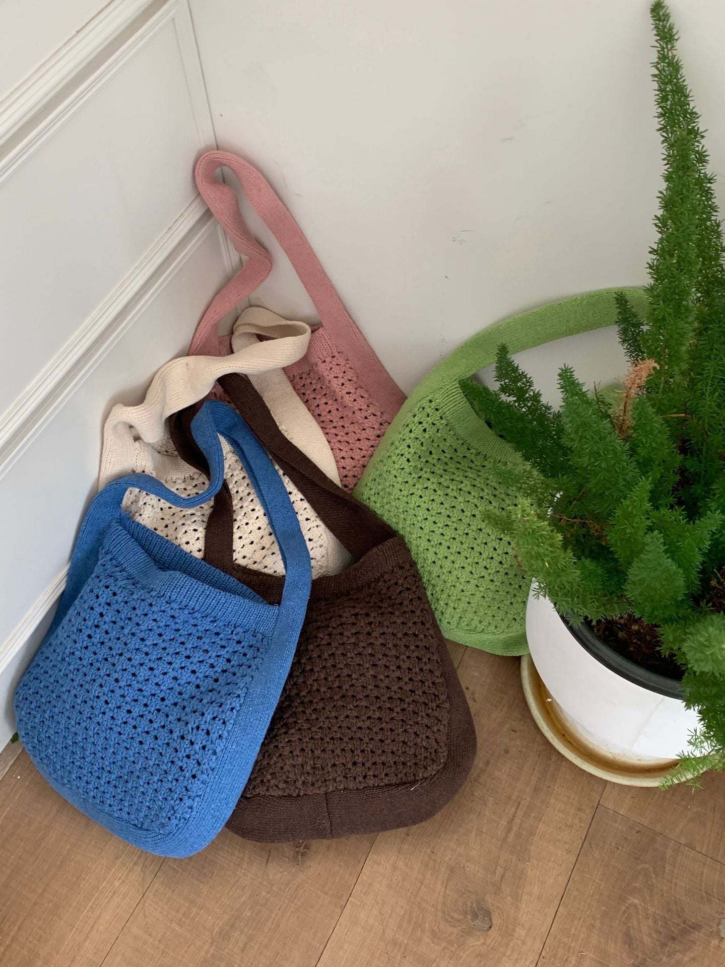 Women's Wool Knitted Simple Fashion Retro Woven Shoulder Bags