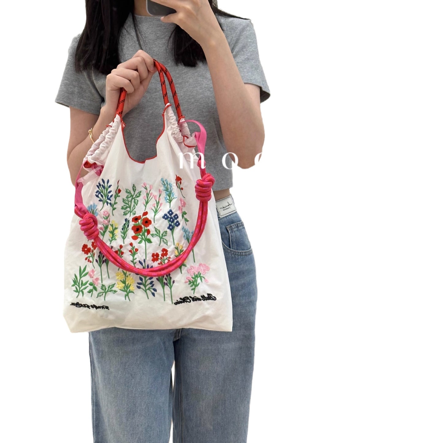 Round Upper Body Flowers Plants Embroidery Handbags