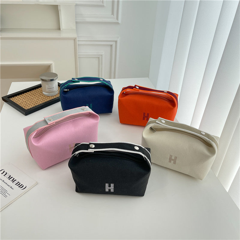 Portable Wind Toiletry Large Capacity Solid Cosmetic Bags