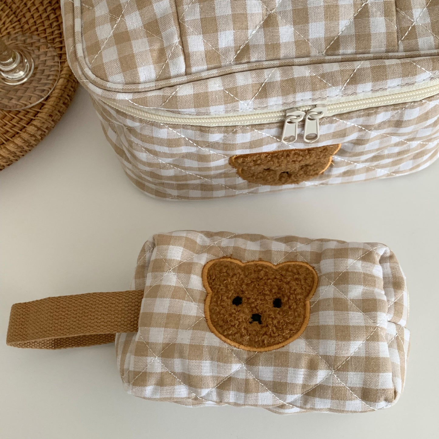 Grands sacs à cosmétiques portables pour femmes, Patch ours bouclé, rangement de niche mignon