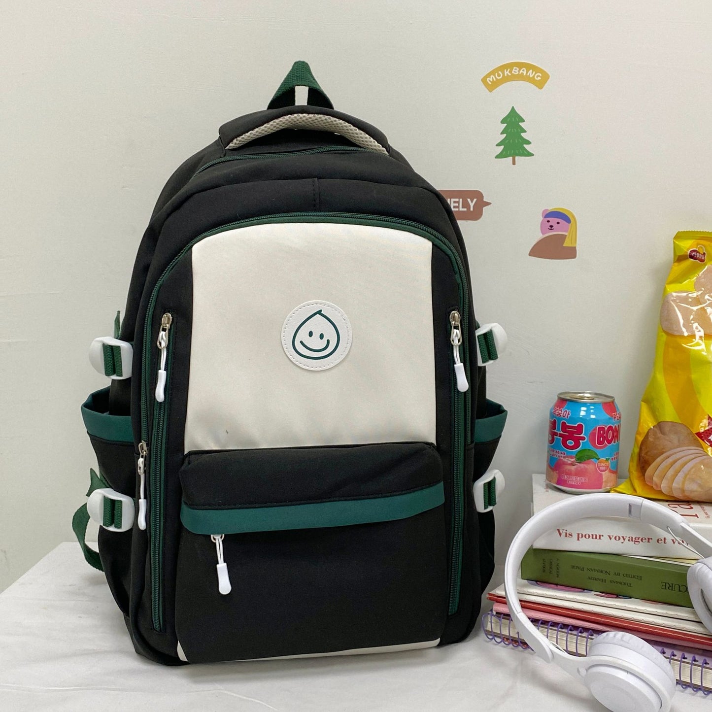 Korean Junior High Large Capacity Burden Middle School Students' Schoolbags