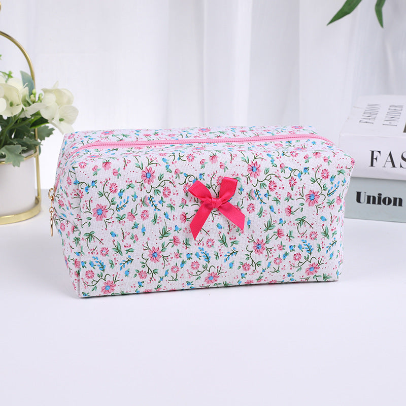 Floral Quilting Zipper Large Capacity Carrying Cosmetic Bags