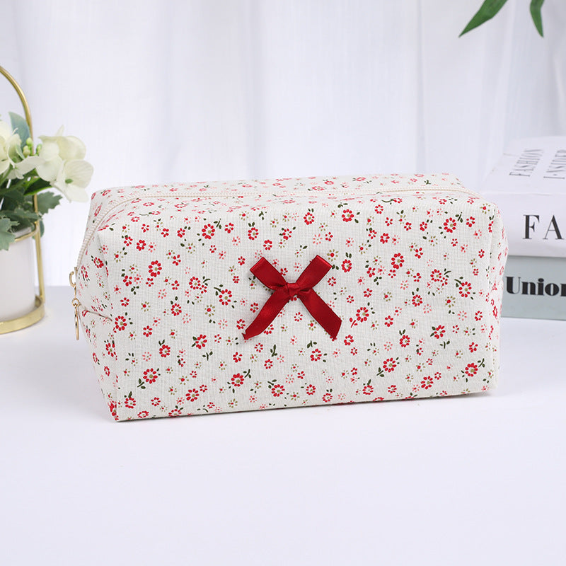 Floral Quilting Zipper Large Capacity Carrying Cosmetic Bags