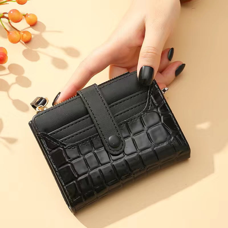 Women's Korean Vintage Crocodile Short Simple Temperament Ladies Wallets