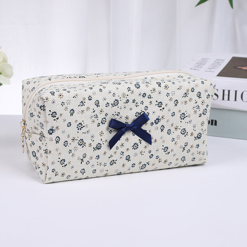 Floral Quilting Zipper Large Capacity Carrying Cosmetic Bags