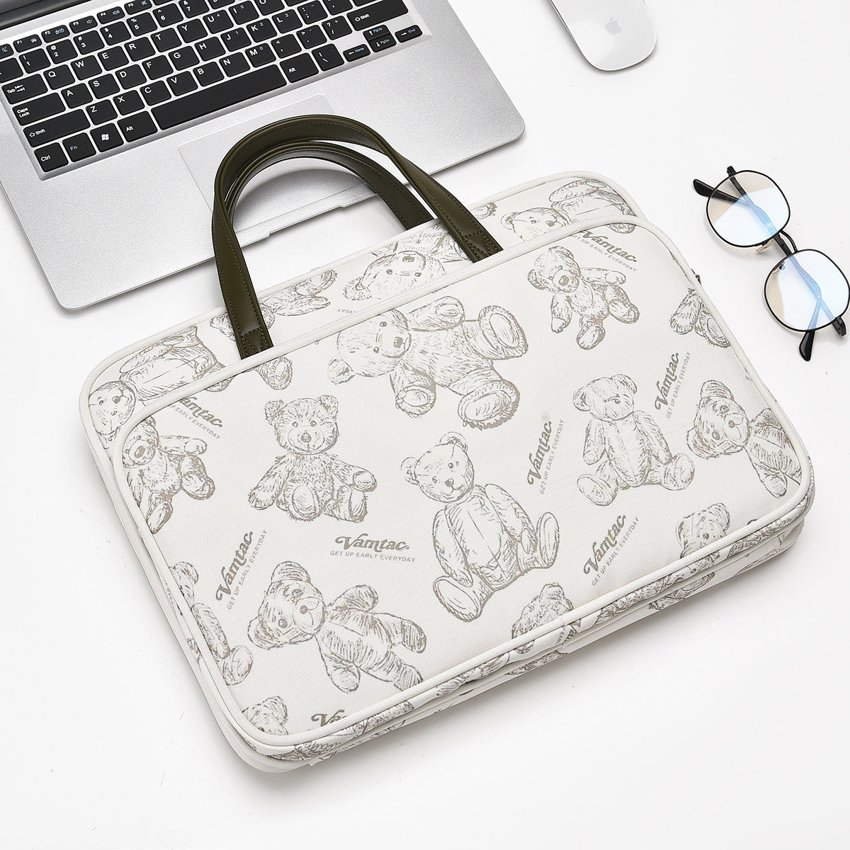 Bear Pattern For Good-looking Fresh Cute Laptop Bags