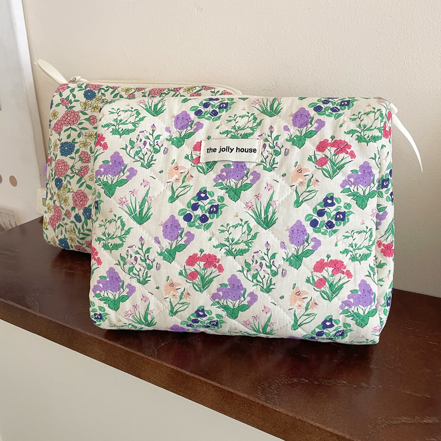 Flower Retro Large Capacity Wash Quilted Cosmetic Bags