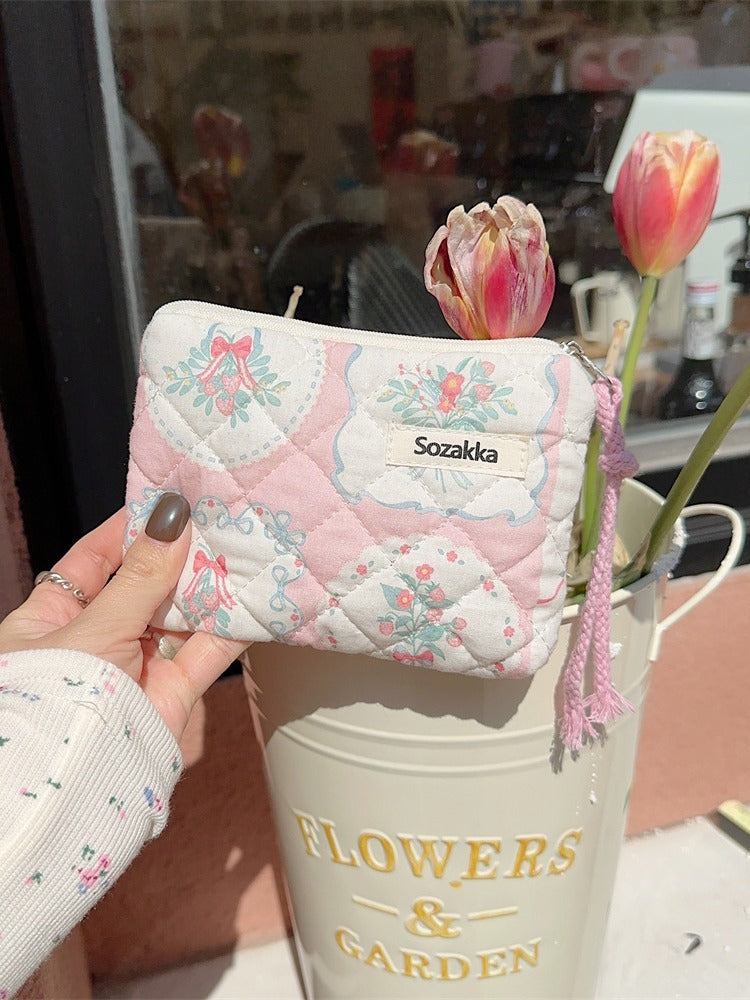 Innovative Fresh Floral Quilted Cute Storage Cosmetic Bags