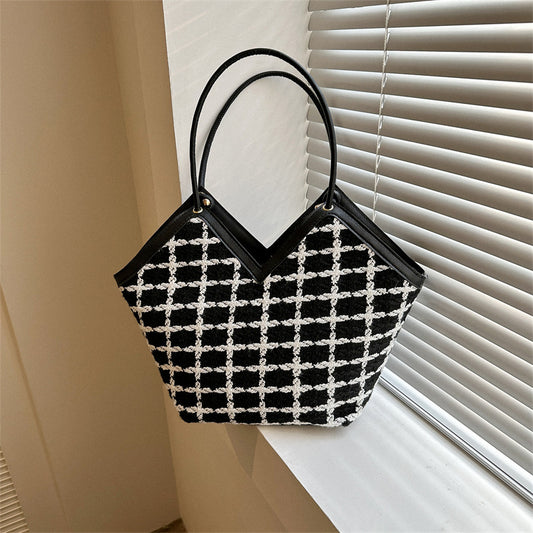 Women's Summer Korean Style Graceful Fashionable Black Shoulder Bags