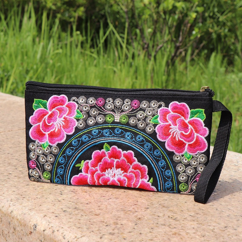 Women's Ethnic Style Embroidered Hand-held Long Double Ladies Wallets