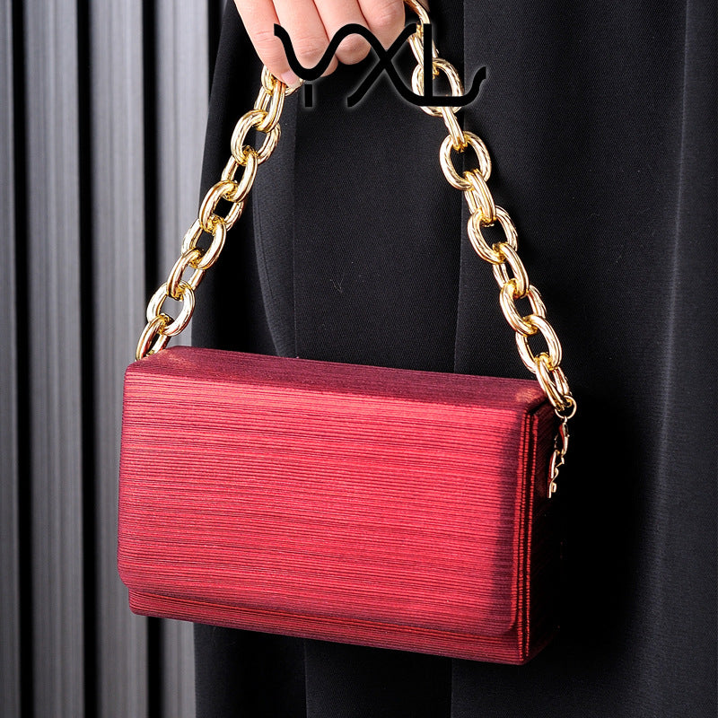 Women's Small Square Featured Chain High-grade Simple Evening Bags