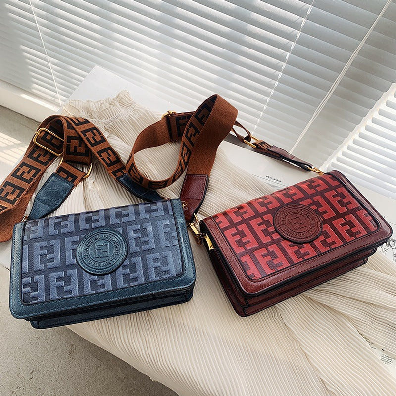 Women's Small Square Design Korean Style Trendy Crossbody Bags