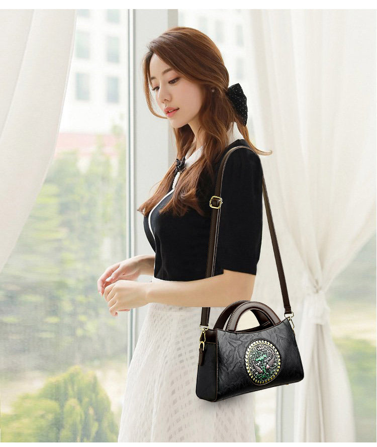 Women's Graceful Small Fashion Exquisite Retro Crossbody Bags