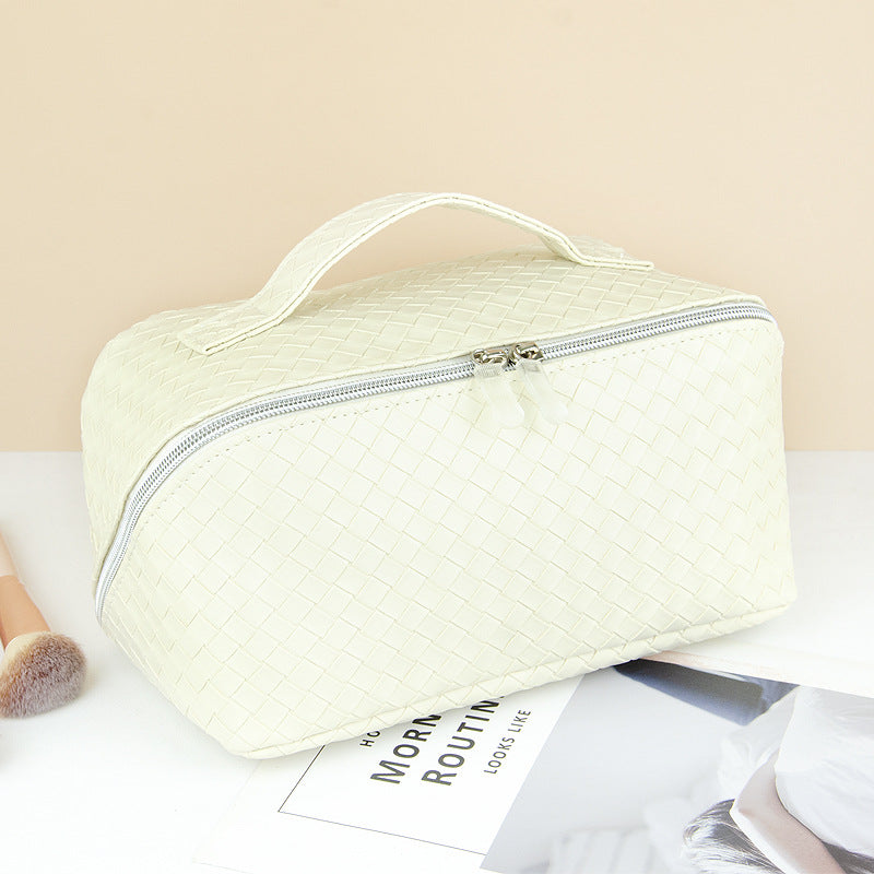 Portable Woven Large Capacity Good-looking Advanced Cosmetic Bags