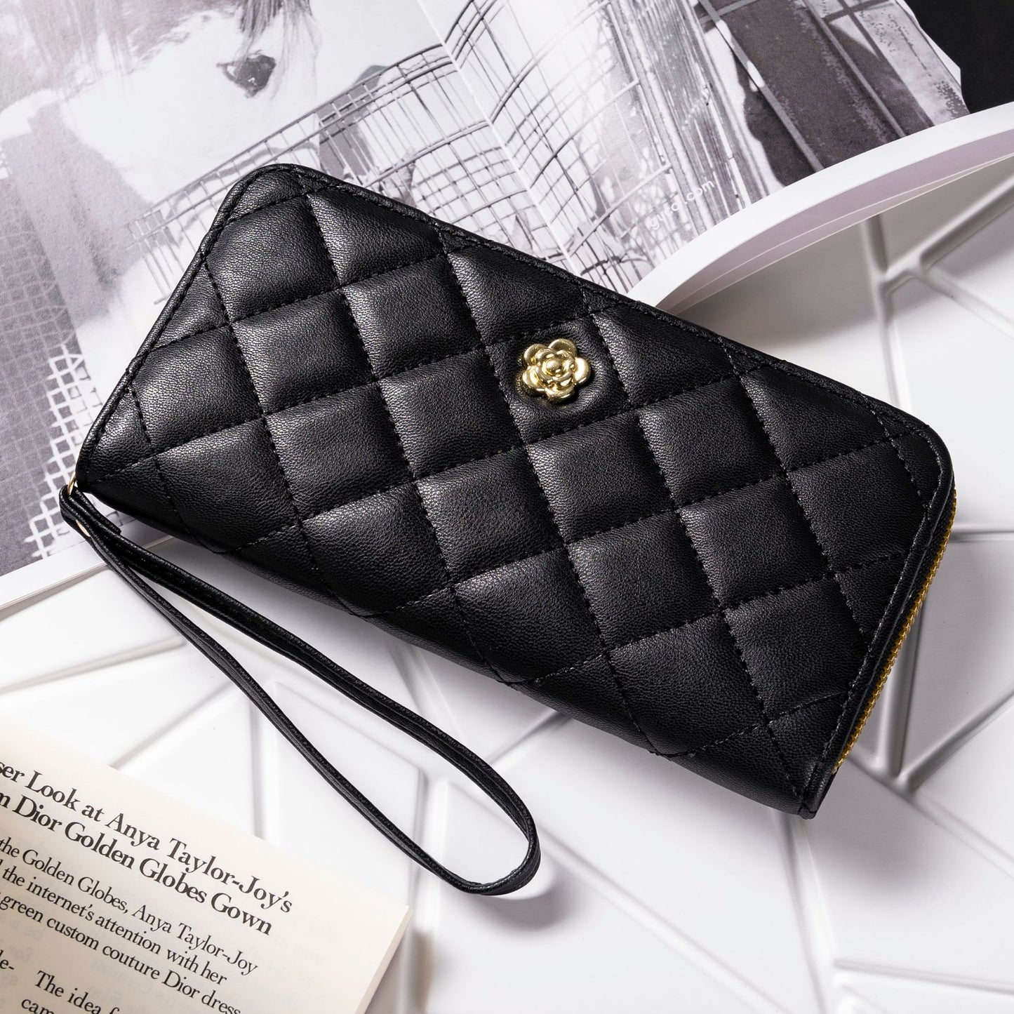 Women's Luxury Fresh Classic Style Wrist Multiple Ladies Wallets