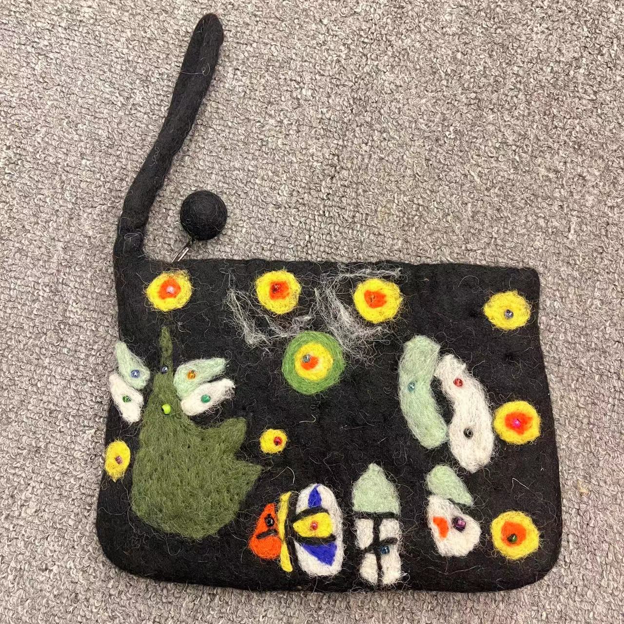 Creative Felt Cute Cartoon Campus Bus Coin Purses