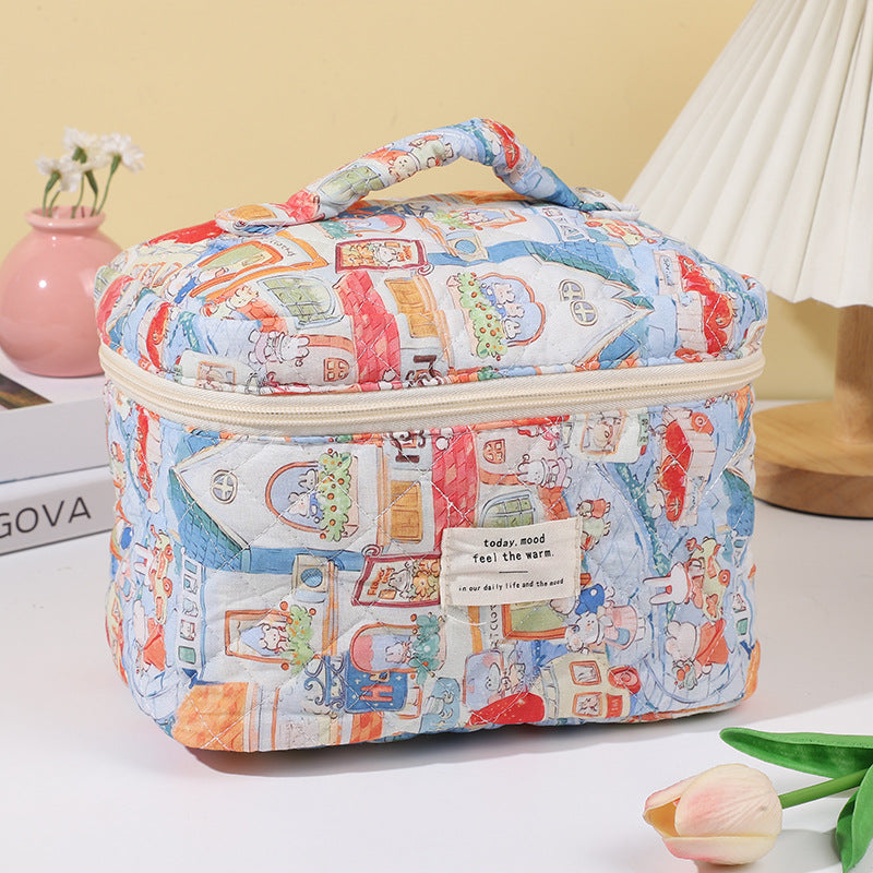 Portable Small Floral Large Capacity Quilted Cosmetic Bags