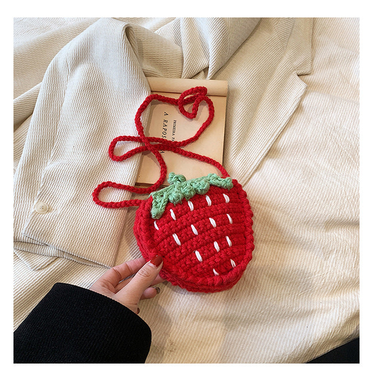 Children's Cute Strawberry Woolen Yarn Hand-woven Knitted Children's Shoulder Bags