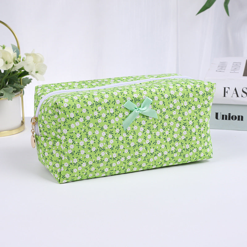 Floral Quilting Zipper Large Capacity Carrying Cosmetic Bags