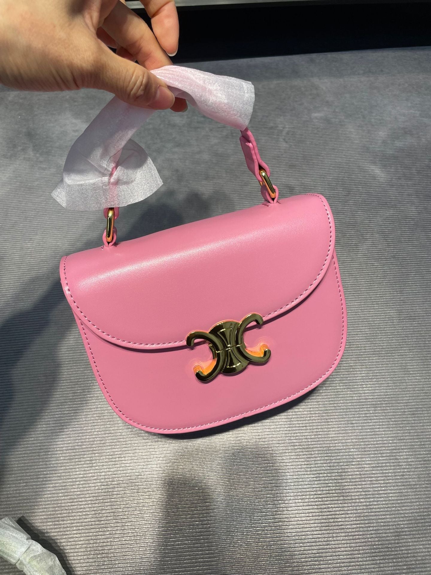 Women's Saddle Early Spring Fashion Retro Niche Bags