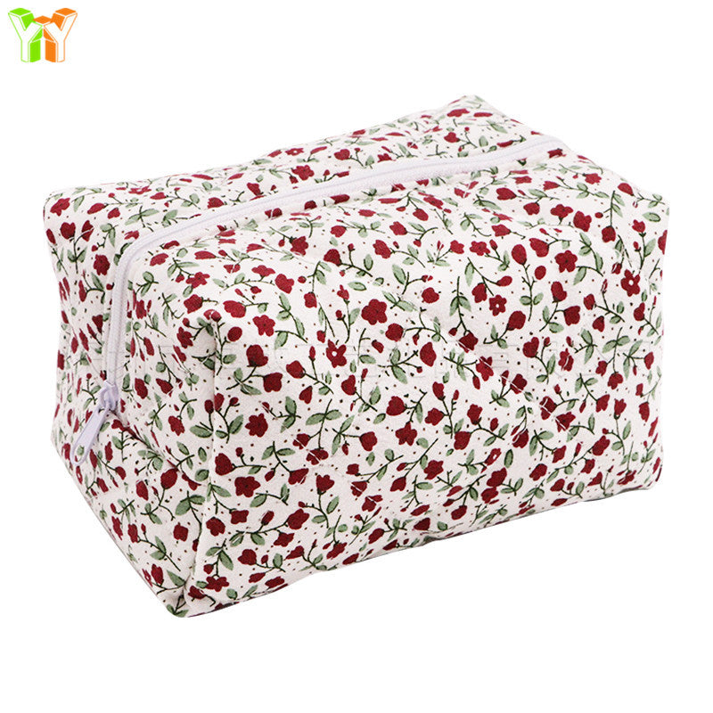 Flowers Daisies Quilted Cotton Cosmetics Buggy Cosmetic Bags