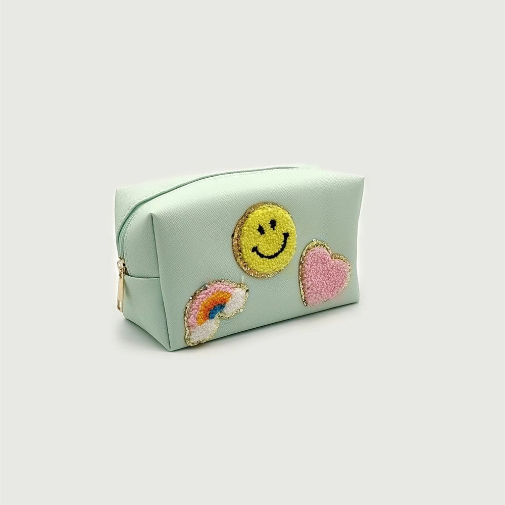 Serviette Portable pour femmes, broderie de lettres Smiley, sacs à cosmétiques d'hygiène personnelle