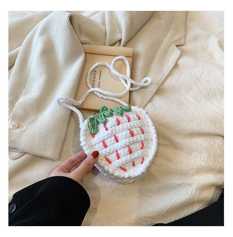 Children's Cute Strawberry Woolen Yarn Hand-woven Knitted Children's Shoulder Bags