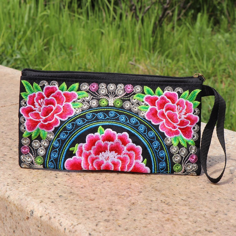 Women's Ethnic Style Embroidered Hand-held Long Double Ladies Wallets