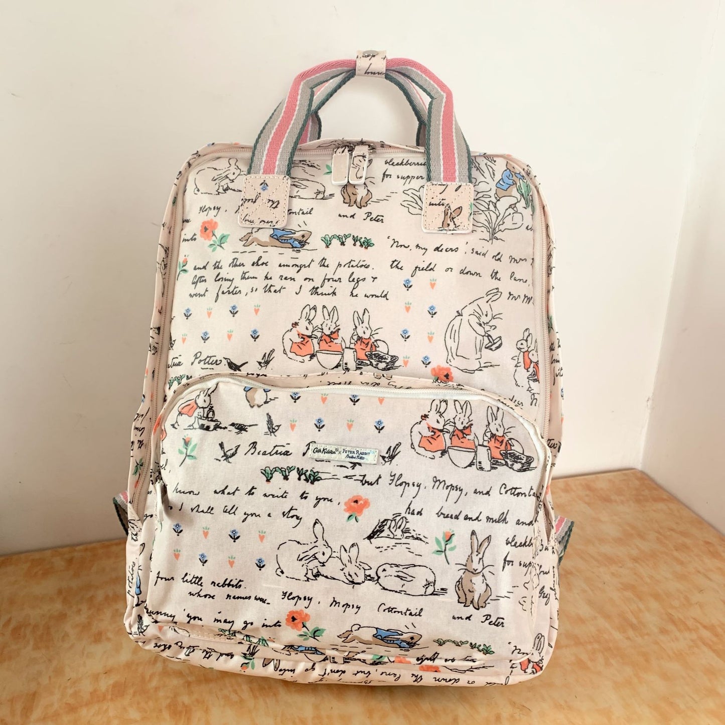 Women's British Style Retro Printed Waterproof Large Backpacks